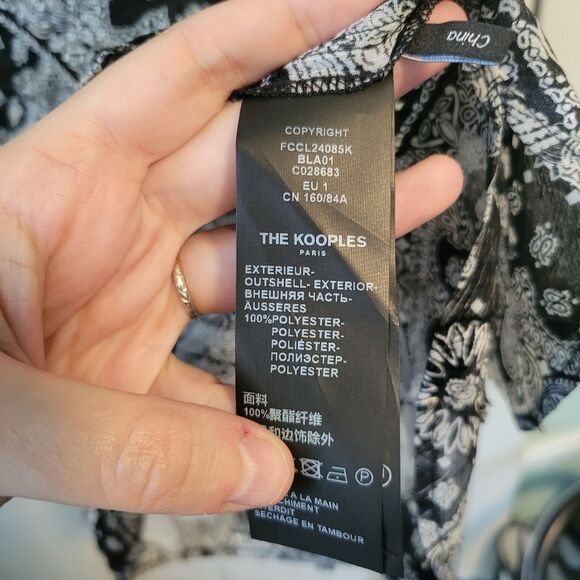 The Kooples Bandana Print Button Down Shirt Size Small Black & White Paisley - Picture 9 of 9